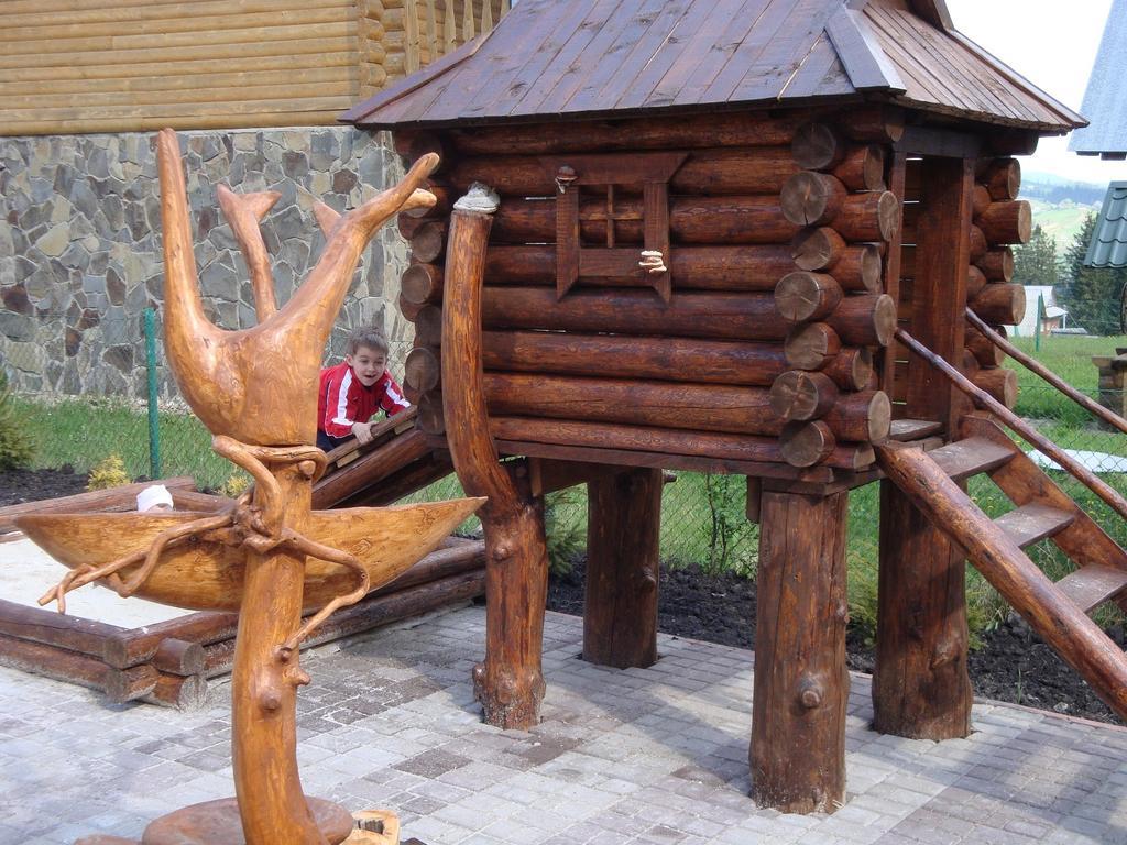 Panorama Karpat Hotel Yablunytsya Exterior photo